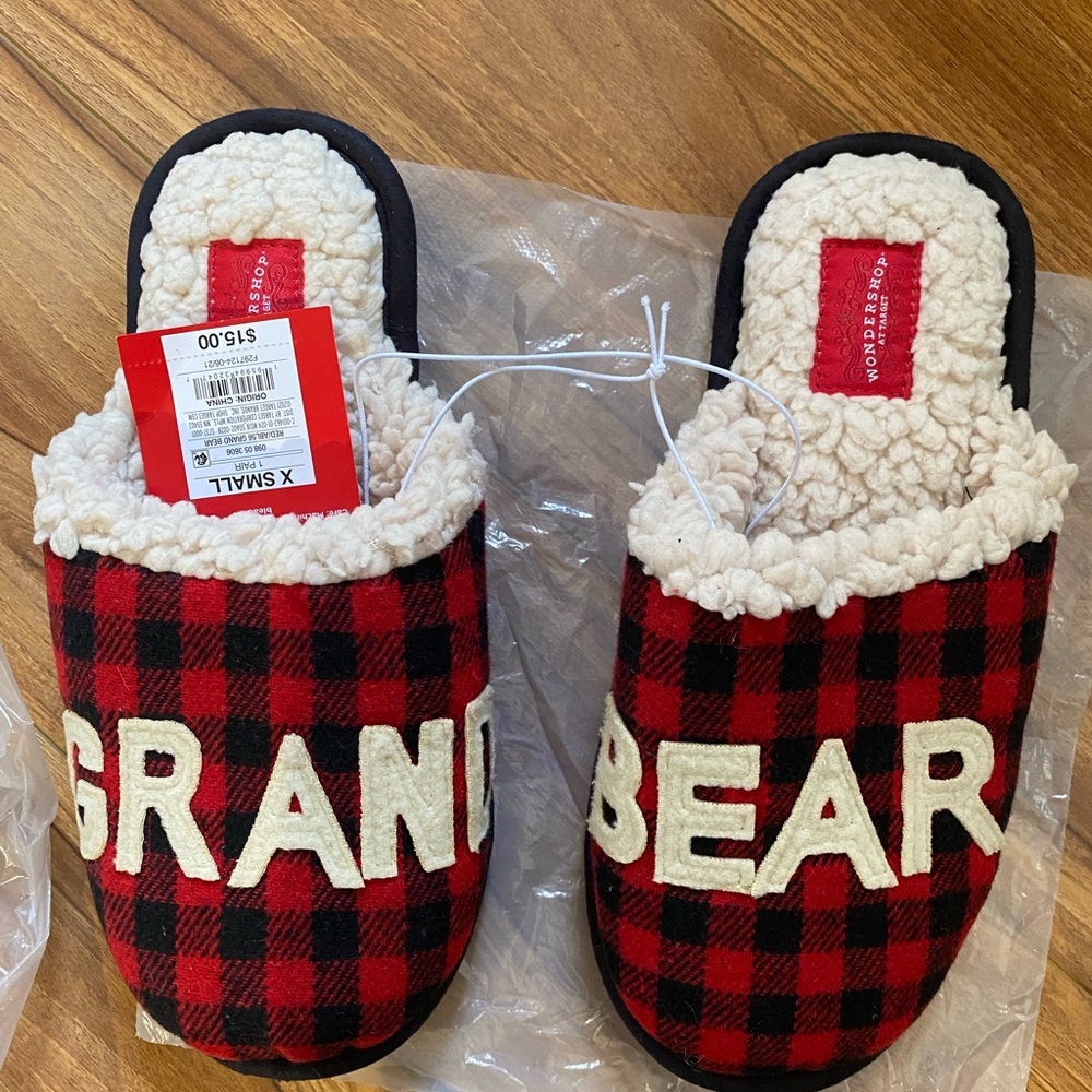 Grand bear slippers brand new with tags